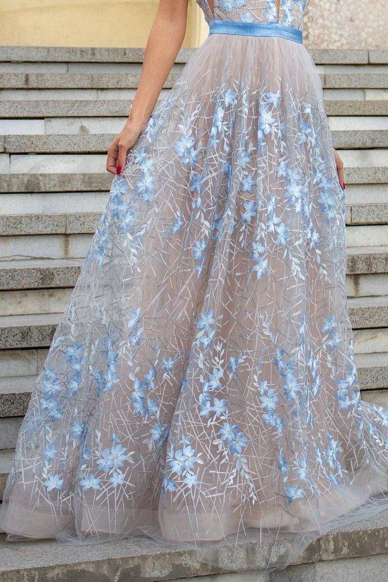 Deep Neck Evening Dresses 2019 Backless Prom Gowns Sweep Tail Formal Special Occasion Dress Custom Made