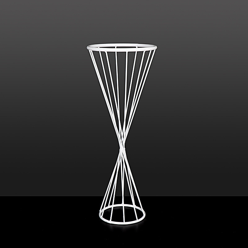 Hollow out Vases Gold/White Flower Stand Metal Road Lead Wedding Centerpiece Flowers Rack For Event Party Decoration 10PCS