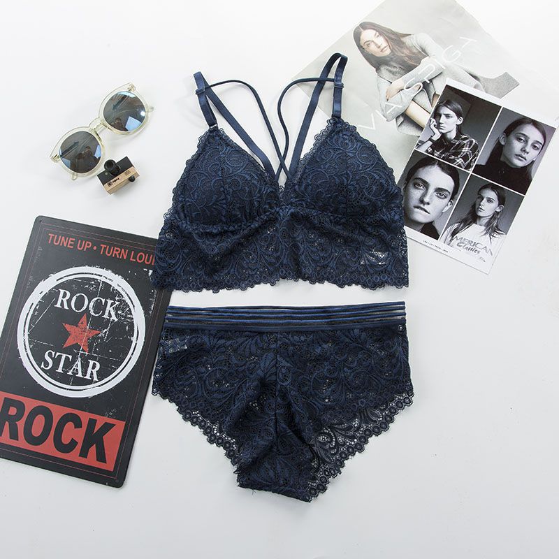 New Women Lace Bra Set Sexy Push Up Padded Wire Free Bras and Brief Set Fashion Ladies Underwear 2020
New Women Lace Bra Set Sexy Push Up Padded Wire Free Bras and Brief Set Fashion Ladies Underwear 2020