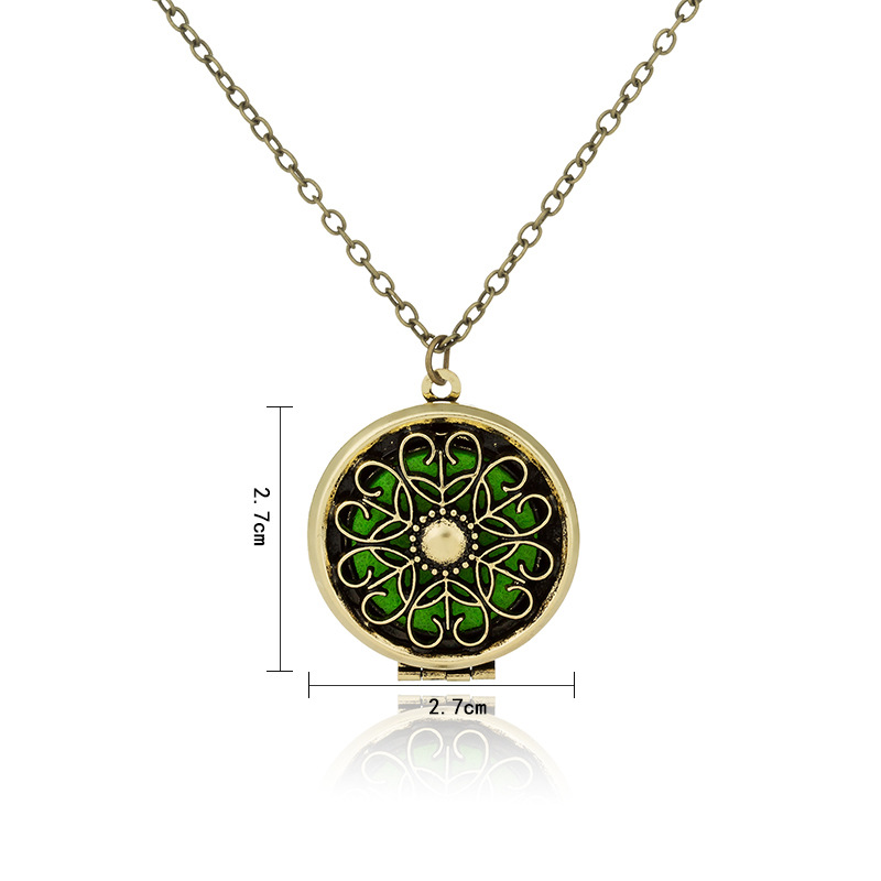 Copper Filigree Diffulser Locket Pendant Chain Necklace Essential Oil Fashion DIY Jewelry with 7 Refill Pads Fine Gifts for Women Wholesale