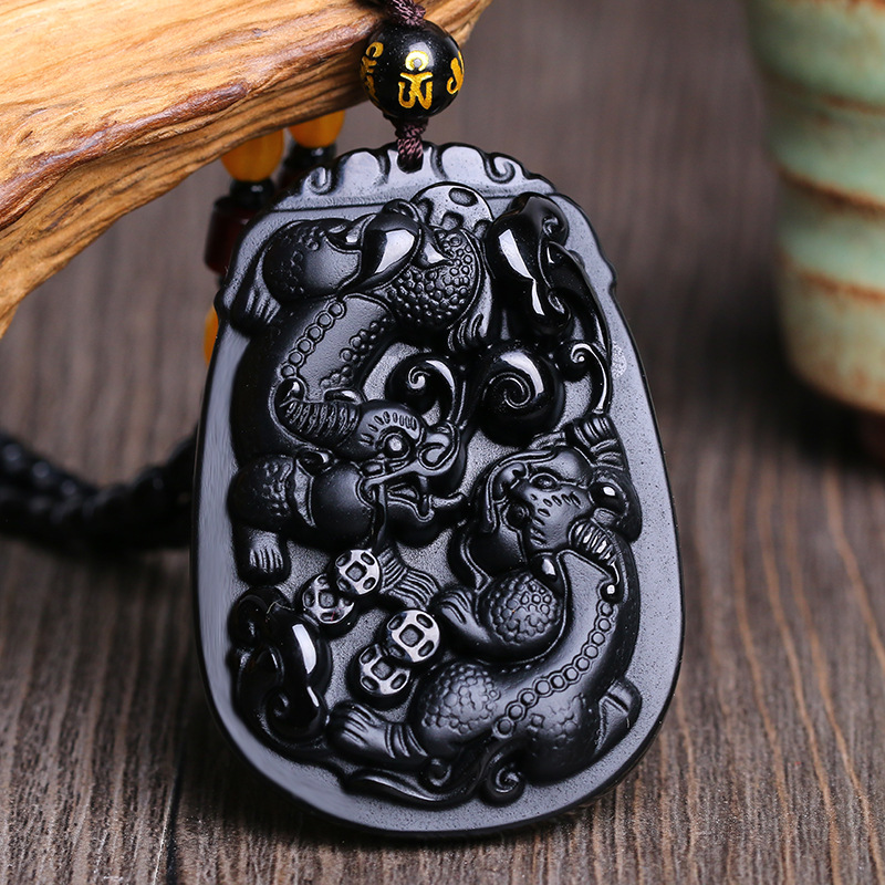 Lockets Men's Necklace Pendant Black Obsidian Carved PIXIU With Coin Gift For Lucky Peaceful Safety Fine Jewerly
Lockets Men's Necklace Pendant Black Obsidian Carved PIXIU With Coin Gift For Lucky Peaceful Safety Fine Jewerly