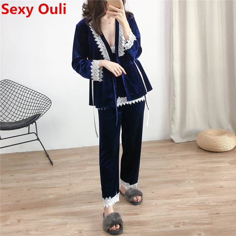 Women Pajamas Sets 3 Pieces Camisole+Robe+Pants Pijama Mujer Autumn Winter Velvet Sleepwear Pyjama Femme
Women Pajamas Sets 3 Pieces Camisole+Robe+Pants Pijama Mujer Autumn Winter Velvet Sleepwear Pyjama Femme