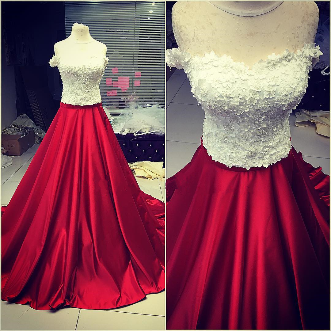 2019 Lace Two Piece Prom Dresses Long Evening Dresses Satin Party Dress A-Line Ball Gown Bridesmaid Wear Party Gown QC1347, Black
2019 Lace Two Piece Prom Dresses Long Evening Dresses Satin Party Dress A-Line Ball Gown Bridesmaid Wear Party Gown QC1347, Black