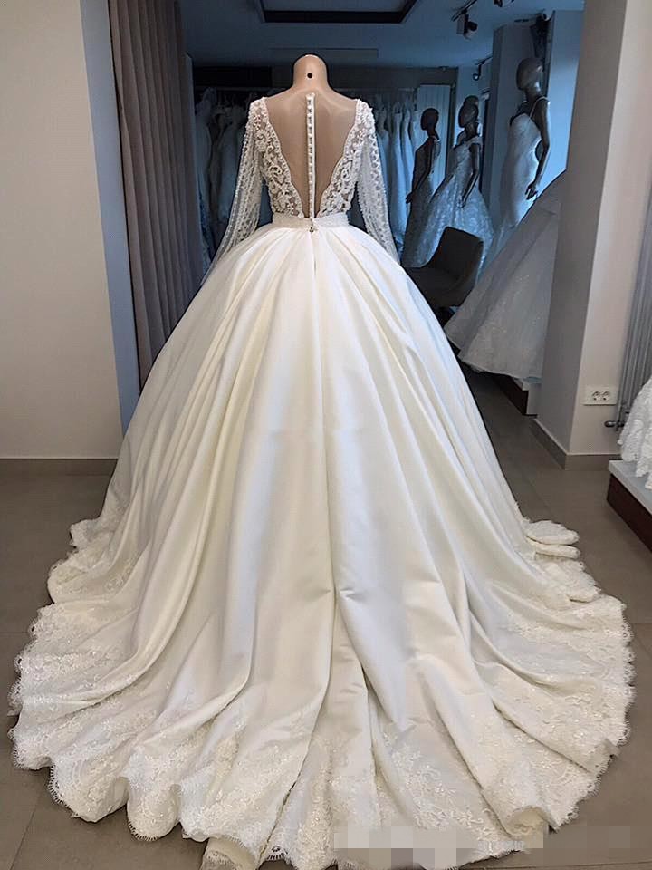 Modest Long Illusion Sleeves Ball Gown Dresses Plunging V Neck Covered Buttons Back Satin Lace Applique Sweep Train Wedding Gowns