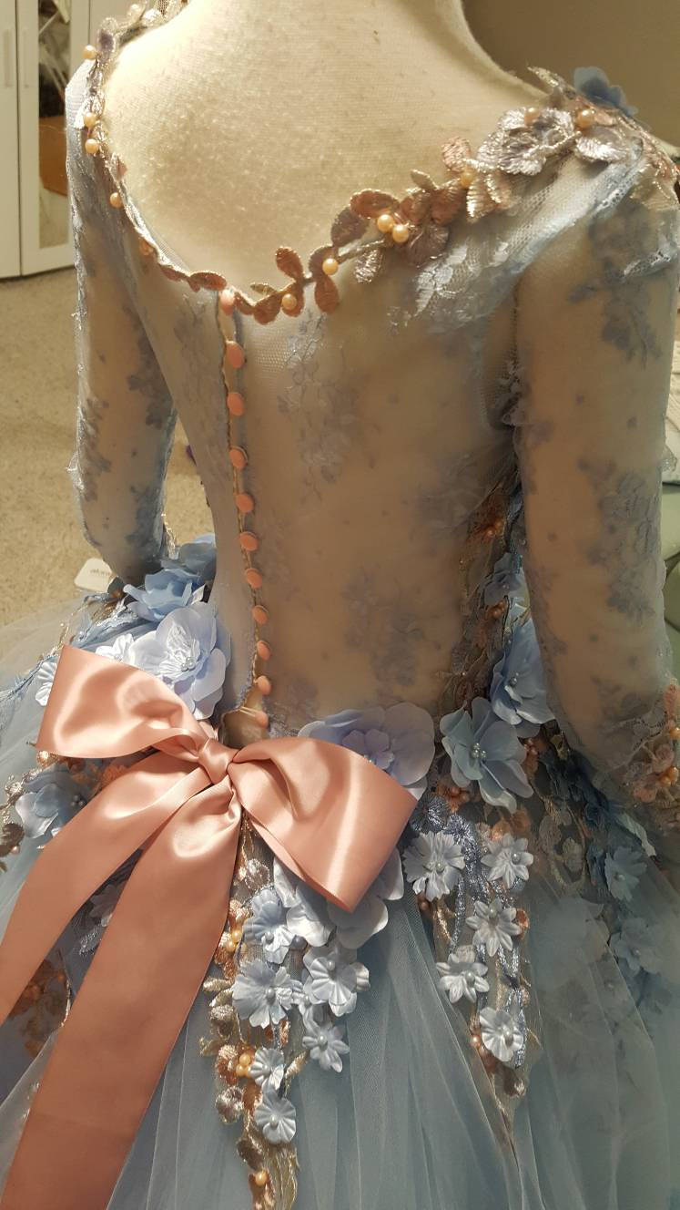 Blue Princess Flowers Girls Dresses For Wedding Long Sleeve Appliques Beads Ball Gown Kids Pageant Gowns First Holy Communion Dress