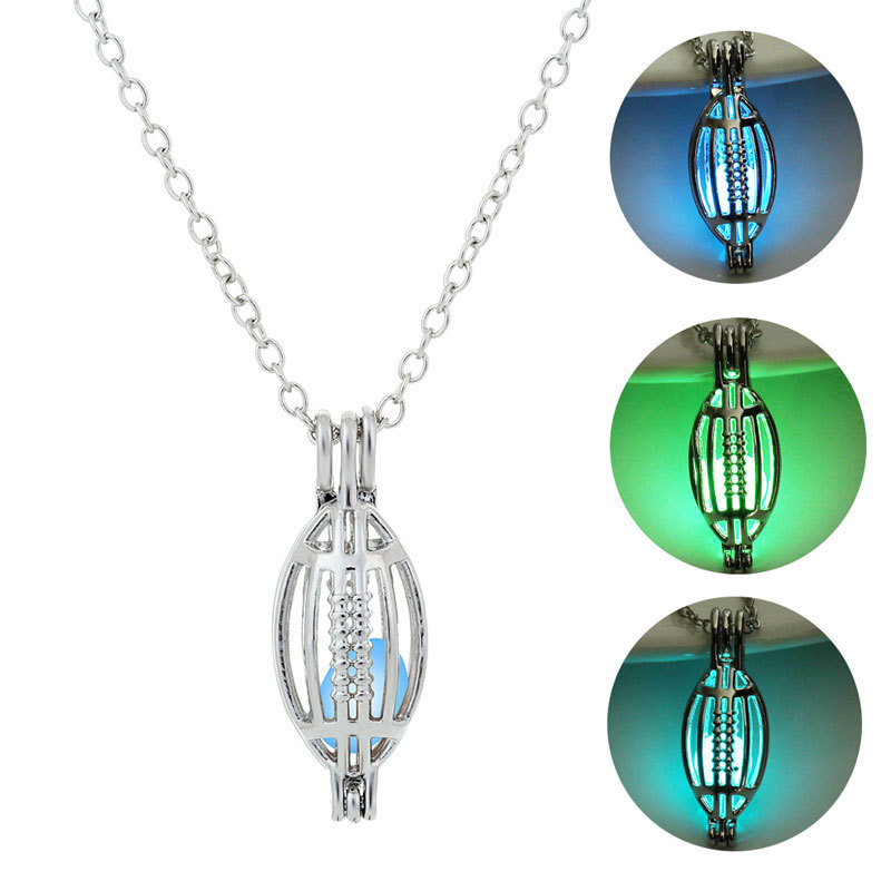 Second Horse Sun Ellipse Noctilucent Necklace Personality Originality Hollow Out Geometry Three-colour Pendeloque Cut Short Clavicle Chain
Second Horse Sun Ellipse Noctilucent Necklace Personality Originality Hollow Out Geometry Three-colour Pendeloque Cut Short Clavicle Chain