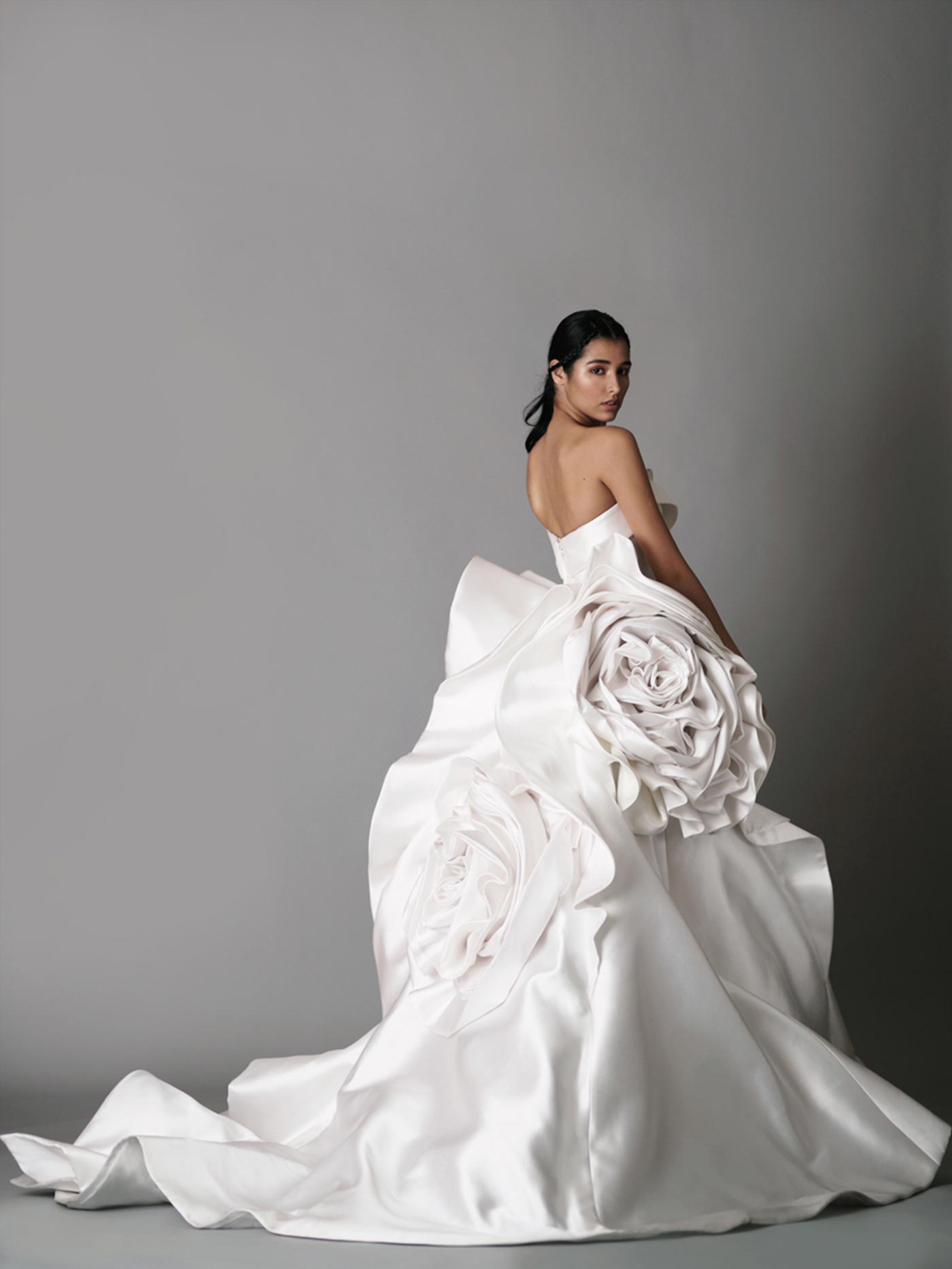 2019 Modest Wedding Dresses With Ruffles Satin Sweetheart Sweep Train A Line Country Bridal Gowns Custom Made Boho Wedding Dress
