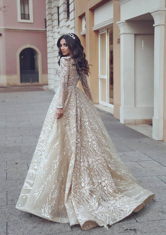 Long Sleeve Champagne Princess Wedding Dresses Arabic V-neck Puffy Skirt Lace Detail Full Back Church Garden Bridal Wedding Gown