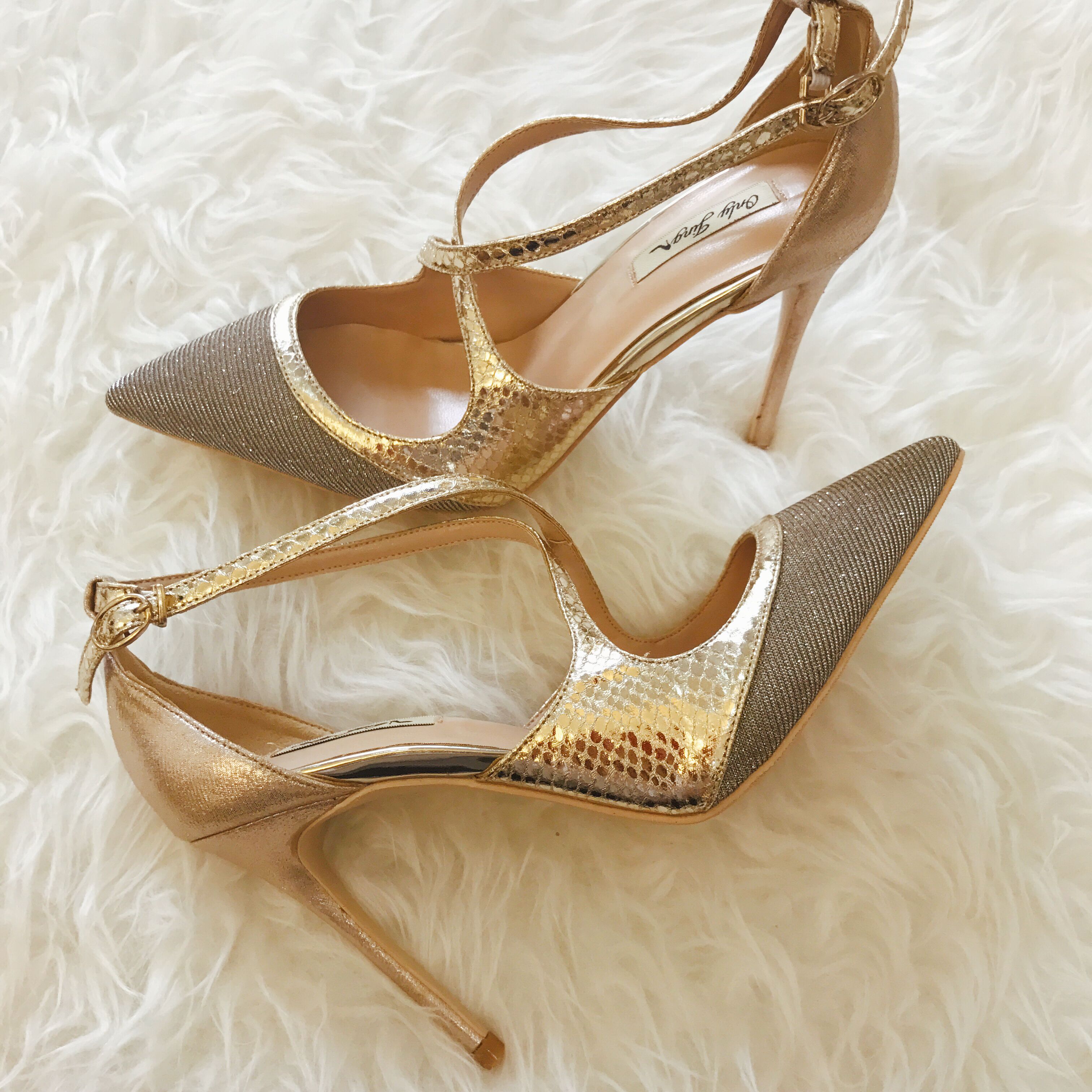 Casual Designer Sexy lady fashion women pumps Gold Glitter Criss Cross point toe high heels shoes pumps Stiletto 12cm 10cm 8cm party shoes, Black
Casual Designer Sexy lady fashion women pumps Gold Glitter Criss Cross point toe high heels shoes pumps Stiletto 12cm 10cm 8cm party shoes, Black
