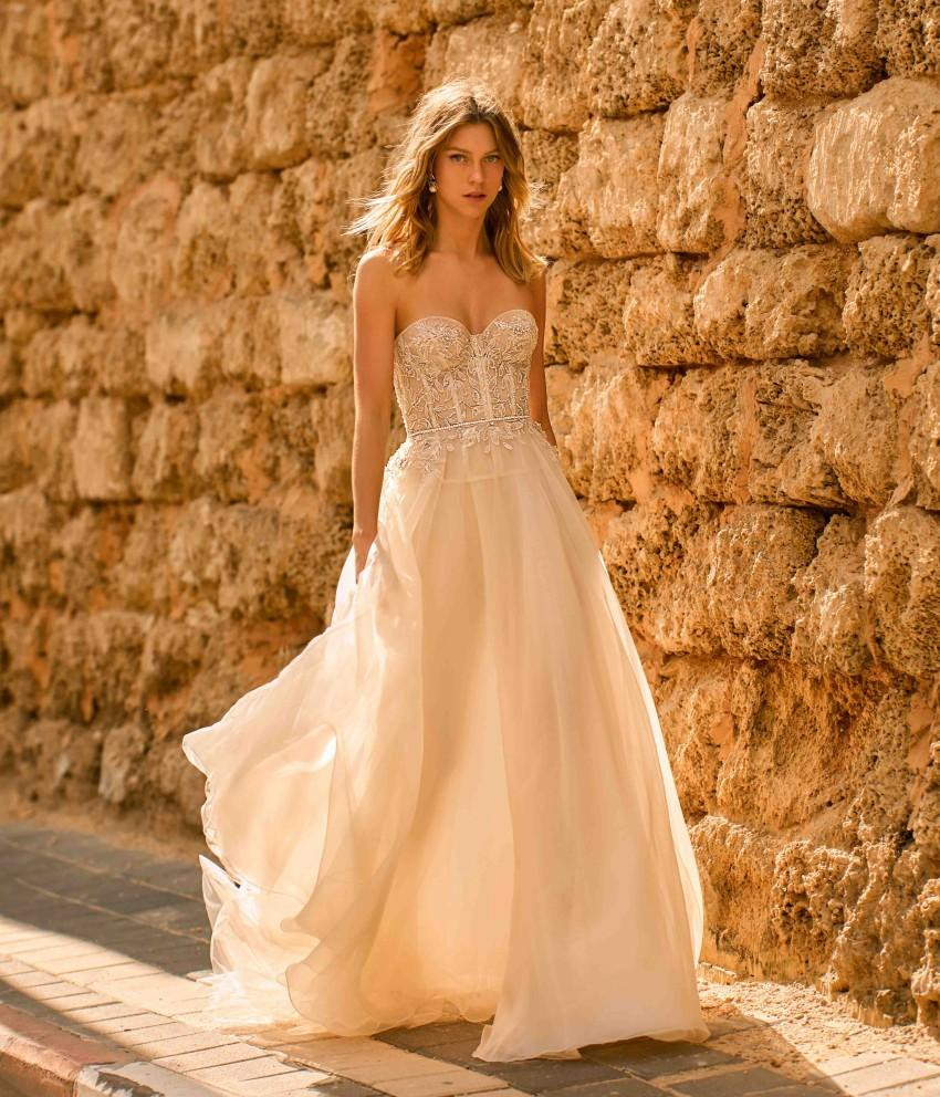 Charming Berta Sweetheart Wedding Dresses 2020 Modern Lace Tulle Beaded Full Length Fairy Country Garden Bride Dress