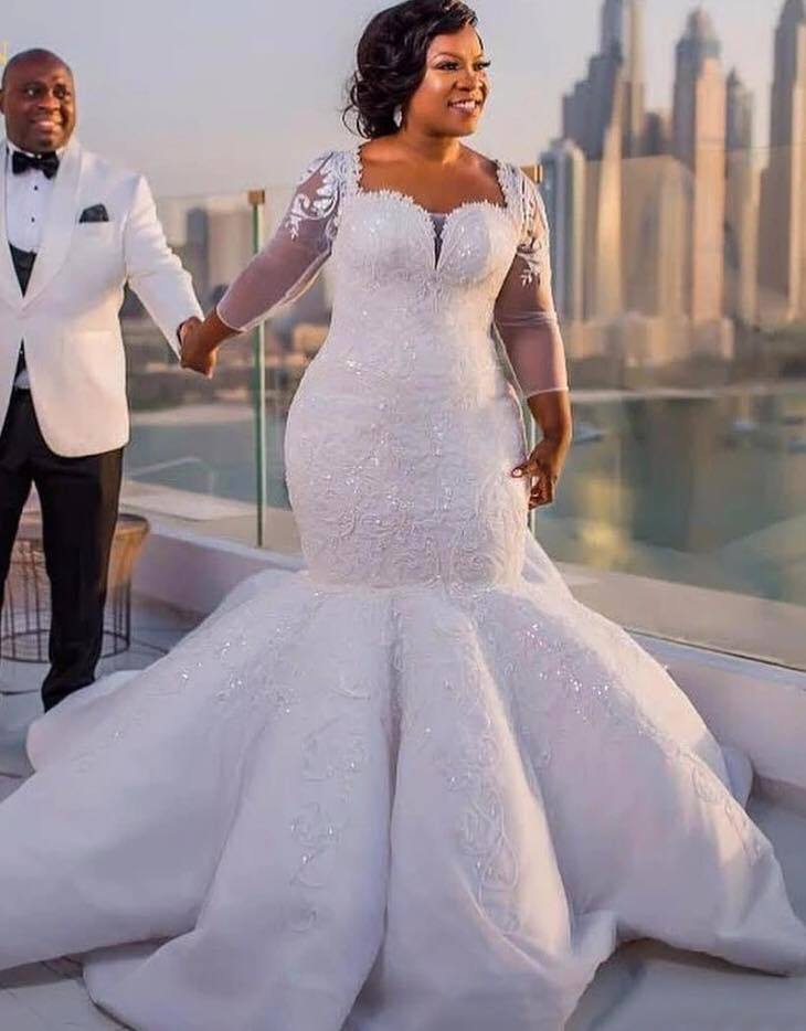Plus Size Mermaid Lace 2019 Wedding Dresses Long Sleeves Beaded Satin Bridal Dresses Sexy Vintage Wedding Gowns