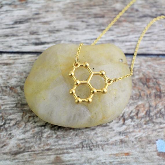 5PCS Ice Hydro Water H2O Molecule Structure Necklace STEM Science Chemistry Hormone Formula Dopamine Molecular Necklaces