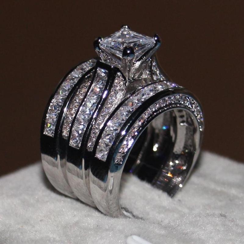 FDLK 3-in-1 Women's Natural White Crystal Ring Cubic Zirconia Jewelry Bridal Wedding Engagement Ring Set
FDLK 3-in-1 Women's Natural White Crystal Ring Cubic Zirconia Jewelry Bridal Wedding Engagement Ring Set