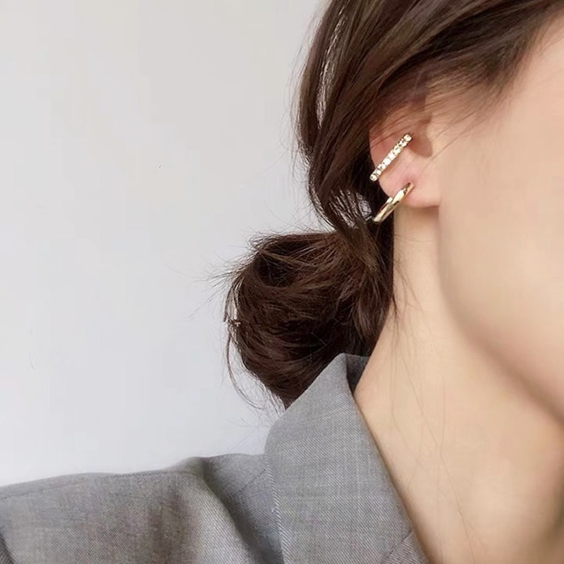2020 Korean Style 925 Silver Gold Irregular Wave Twisted Geometric Statement Stud Earrings for Women Accessories Fashion Jewelry
2020 Korean Style 925 Silver Gold Irregular Wave Twisted Geometric Statement Stud Earrings for Women Accessories Fashion Jewelry