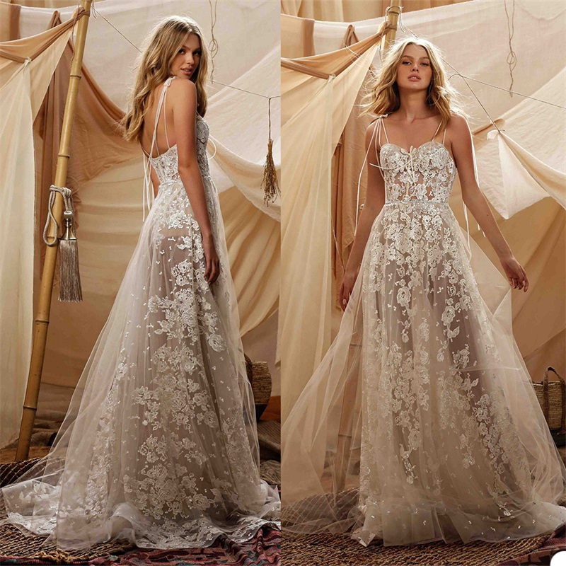 2020 Sexy Spaghetti Strap A Line Overskirts Wedding Dresses Appliqued Lace Wedding Gown Backless Beach Custom Made Ruched Vestidos De Novia