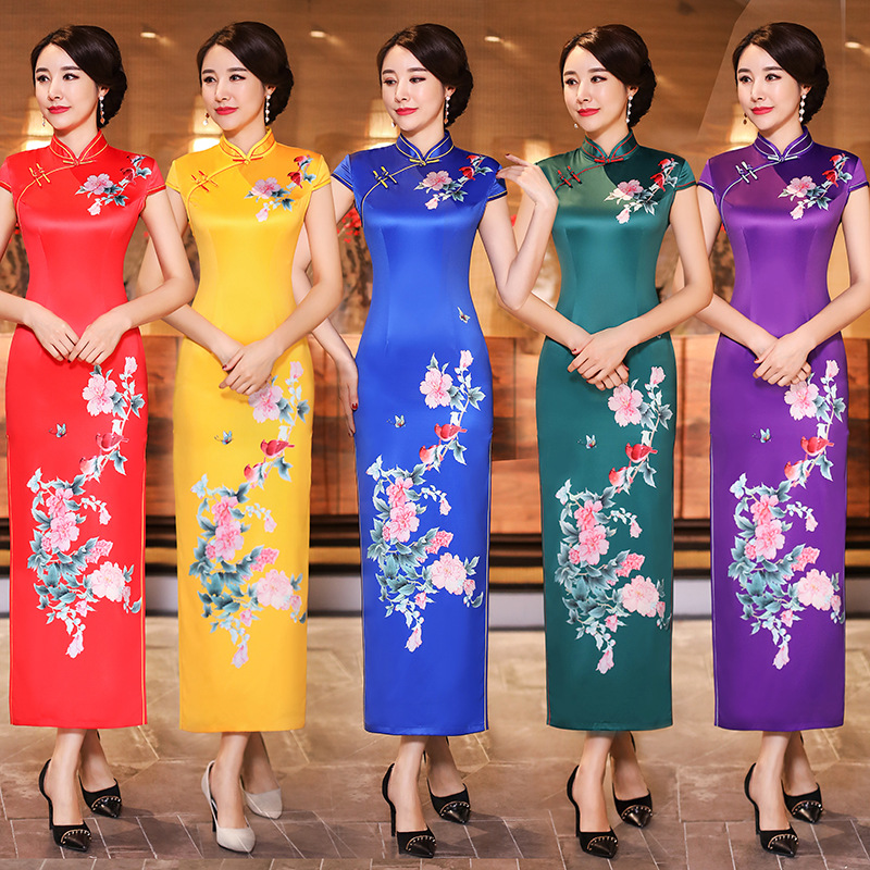 Ethnic Clothing 5 Color Plus Size Silk Cheongsam Dresses Retro Printing Long Qipao Casual Green Ladies Chinese Dress 4XL
Ethnic Clothing 5 Color Plus Size Silk Cheongsam Dresses Retro Printing Long Qipao Casual Green Ladies Chinese Dress 4XL