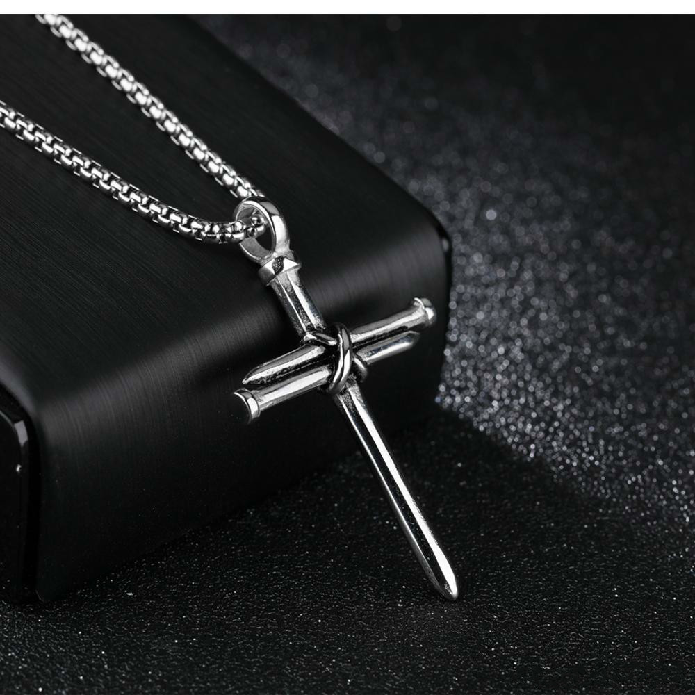 Jewelry Stainless Steel Cross Necklace For Men Religious Gold Silver Black Nail Cross Pendant Men Necklace Jewelry Box Link Chain GB1440