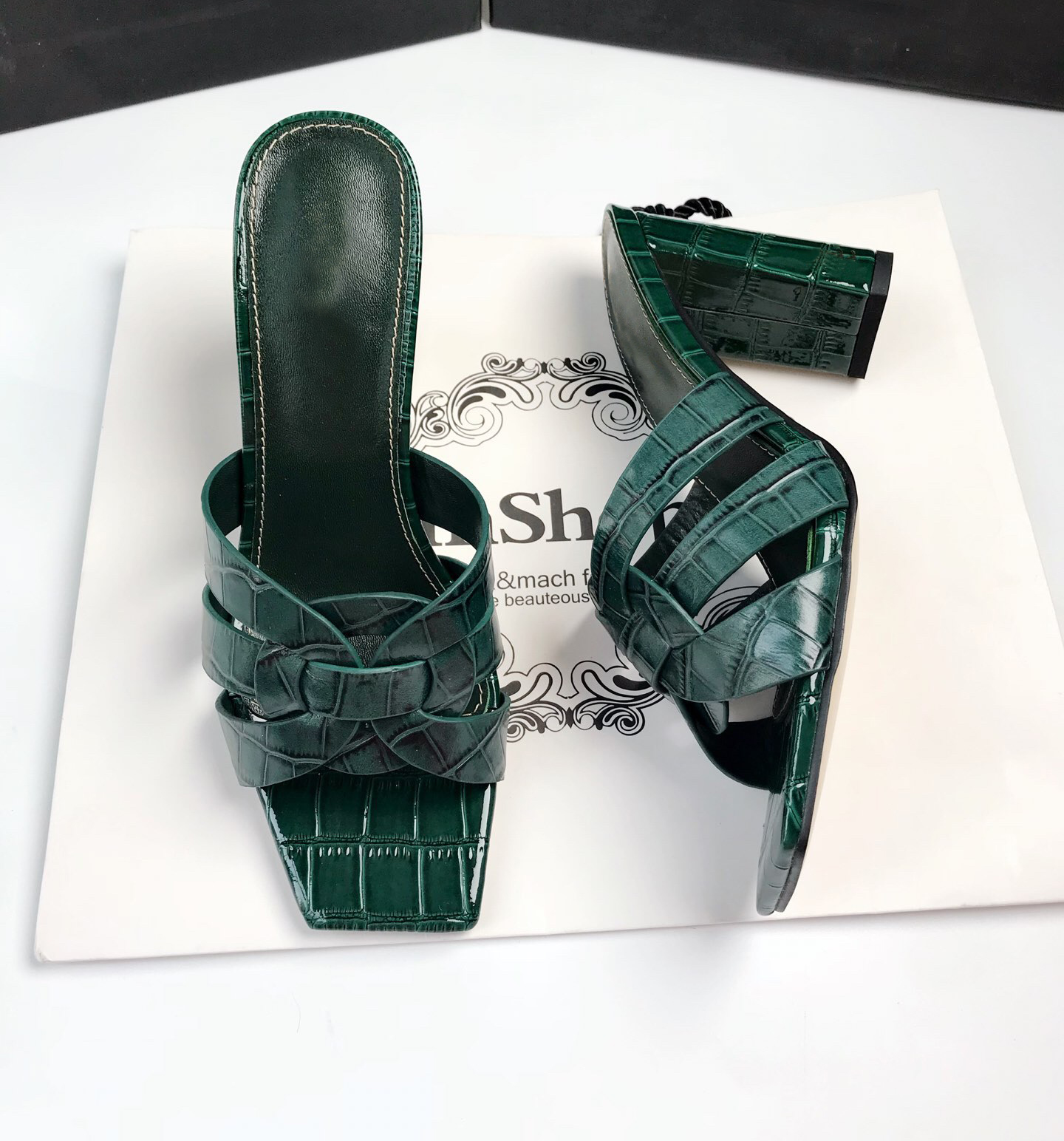 Genuine Leather Women Slippers Designer Shoes Woman Sandals Slides Female Lady Summer tribute Heels, Green 9cm heels
Genuine Leather Women Slippers Designer Shoes Woman Sandals Slides Female Lady Summer tribute Heels, Green 9cm heels
