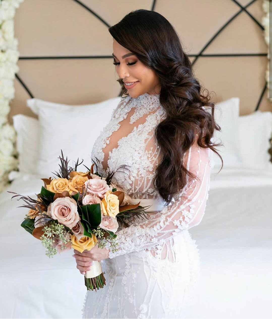 2020 Lace Mermaid Wedding Dresses with Sequins Long Sleeve Bridal Wedding Gowns Illusion Gorgeous vestidos de novia