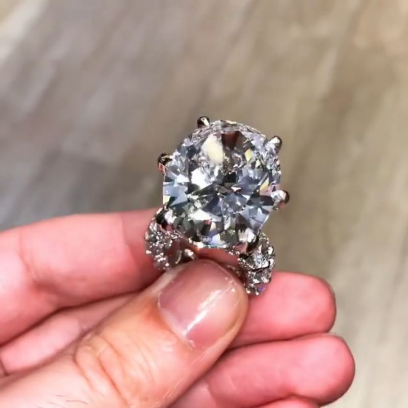 Classic Six Claw Big Diamond Ring Vintage Jewelry 925 Sterling Silver White Topaz Oval Cut CZ Gemstones Eternity Women Wedding Band Ring