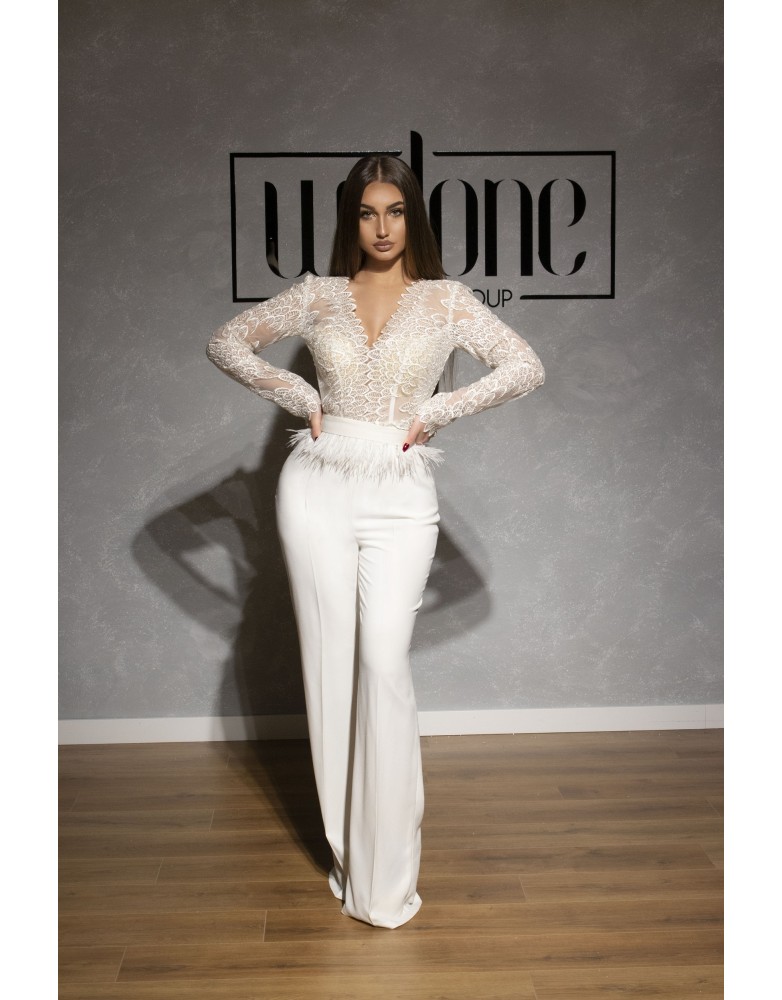 2020 White Evening Dress Jumpsuits V Neck Appliqued Feather Long Sleeves Prom Dress Satin Pants Floor Length Formal Party Pants Suit