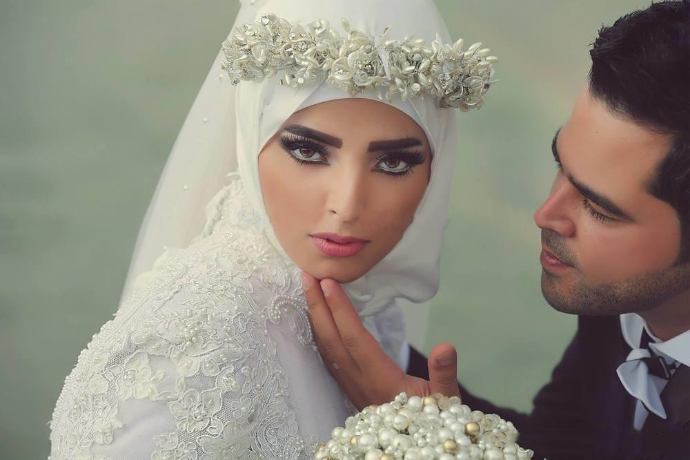hijab muslim wedding dresses lace appliques beaded satin bridal wedding gowns with veil robes de marie