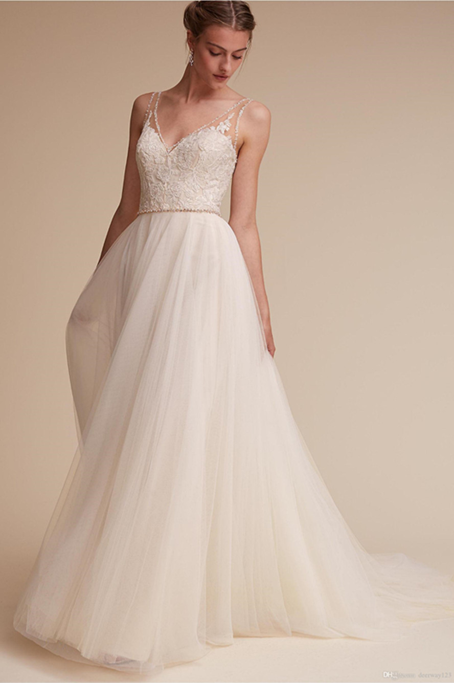 Beaded A-Line Custom Made Vintage vestido de noiva Sexy Back Tulle Gowns Appliques Hot Lace V-Neck Wedding Gowns 2020 New, Gold 
Beaded A-Line Custom Made Vintage vestido de noiva Sexy Back Tulle Gowns Appliques Hot Lace V-Neck Wedding Gowns 2020 New, Gold
