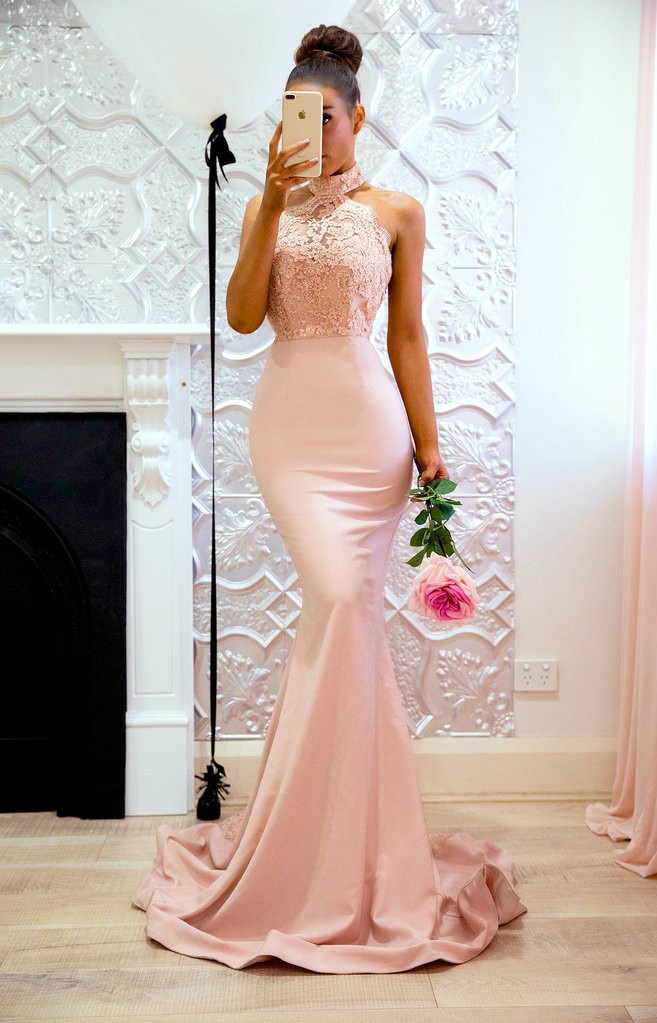 elegant halter mermaid bridesmaid dresses Pink Lace Sleeveless Long Maxi Fishtail backless Prom Gowns junior robes de demoiselle d'honneur