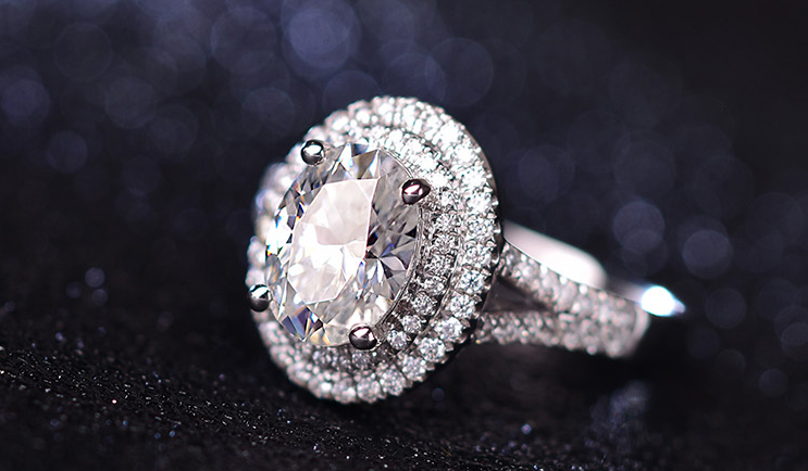 Choucong Hot Sale New Luxury Jewelry Pure 100% 925 Sterling Silver Oval Cut White Topaz CZ Diamond Gemstones Women Wedding Band Ring Gift