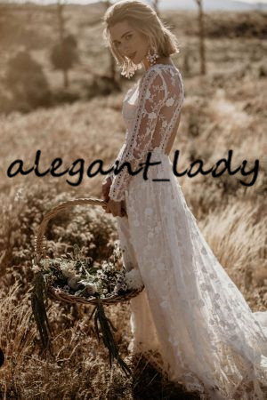 2020 New Long Sleeve Garden Wedding Dresses Modern V-neck 3D Lace Applique Hippie Bohemian Backless Beach Bride Wedding Gown