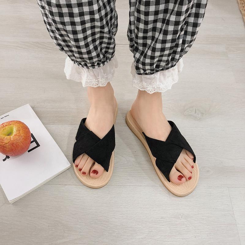 Wear sandals and slippers women 2020 summer new chic net red casual wild wave point flat bottom fashion word slippers, Beige
Wear sandals and slippers women 2020 summer new chic net red casual wild wave point flat bottom fashion word slippers, Beige