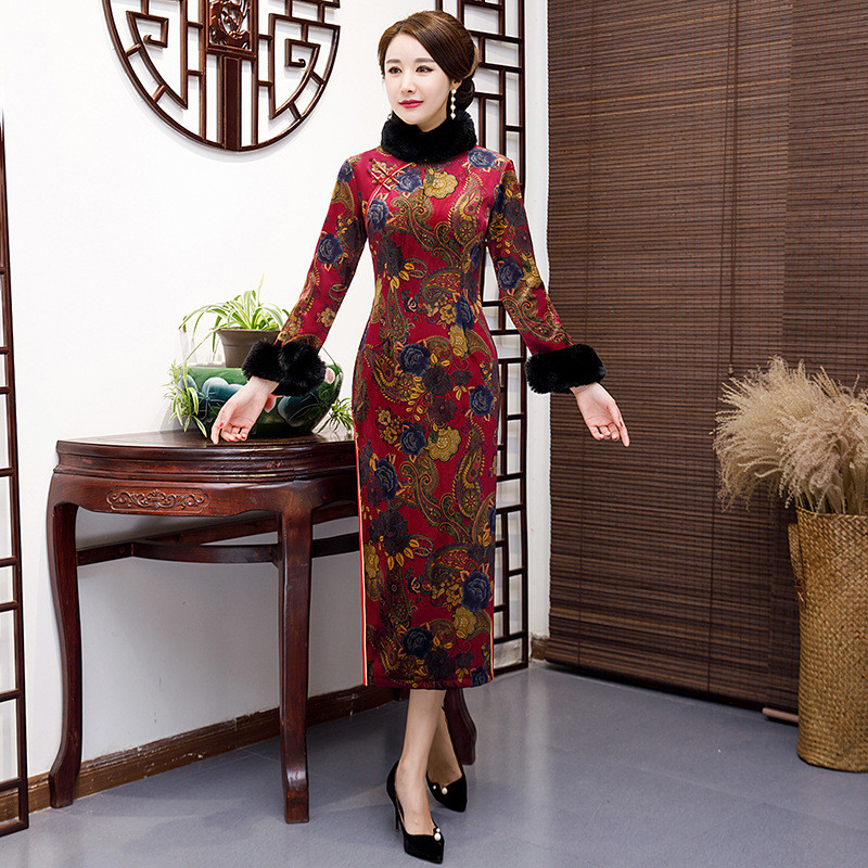 Elegant Chinese Style Dress Traditional Women Long Qipao Suede Cotton Cheongsam Novelty Chinese Formal Dress Size M-5XL, Red
Elegant Chinese Style Dress Traditional Women Long Qipao Suede Cotton Cheongsam Novelty Chinese Formal Dress Size M-5XL, Red