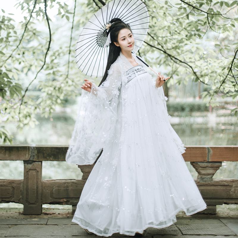 2020 Chinese Fairy White Hanfu Dress Traditional Folk Dance Ancient Women's Clothing Rave Festival Dress Stage Outfits BL3827, Top and skirts
2020 Chinese Fairy White Hanfu Dress Traditional Folk Dance Ancient Women's Clothing Rave Festival Dress Stage Outfits BL3827, Top and skirts