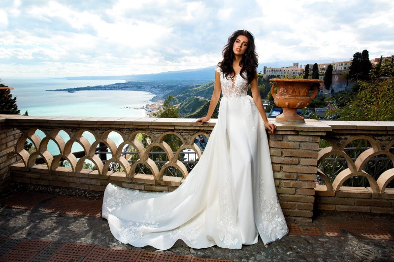 Innocentia 2020 Mermaid Wedding Dresses With Detachable Train Lace Bridal Gowns Plus Size Backless Country Wedding Dress Cheap