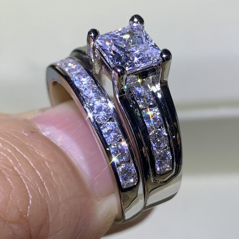 Victoria Top Selling Couple Rings Vintage Jewelry 925 Sterling Silver Princess Cut White Sapphire CZ Diamond Women Wedding Bridal Ring Set