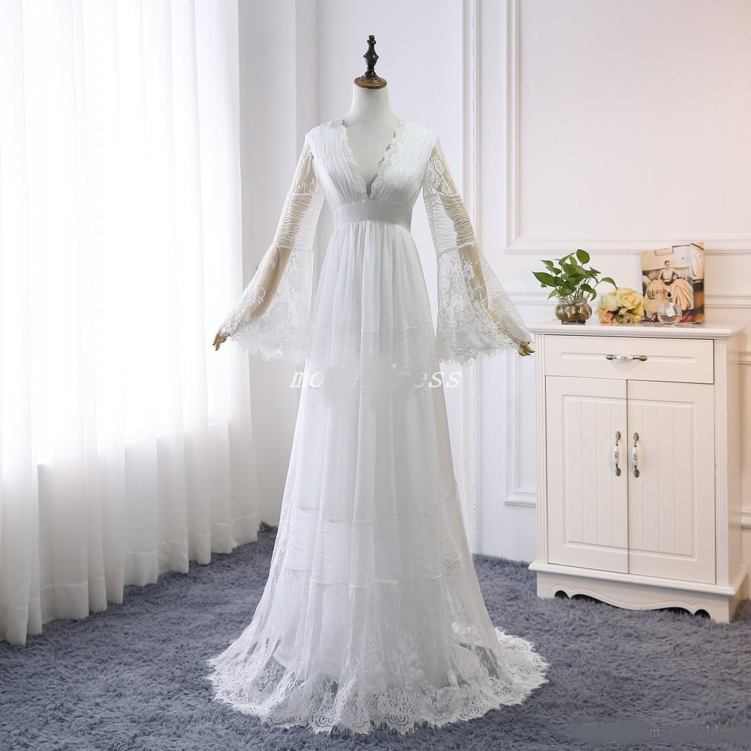 2020 Bohemian Wedding Dresses V Neck Long Sleeve Lace Sweep Train Beach Boho Garden Country Bridal Gowns robe de mariée Plus Size