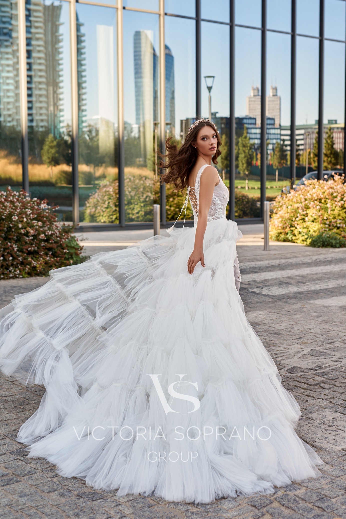 Sexy Mermaid Wedding Dresses with Detachable Train Sheer Jewel Neck Lace Appliques Bridal Gowns Illusion Lace-up Back Beach Wedding Dress