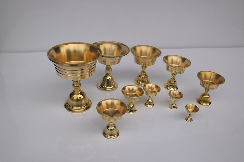 Retro Candle Holder Candelabrum Candlestick Golden Party Beautiful Copper Alloy Collectable Decor Festival Ornament Wholesale ZC0684 H260310