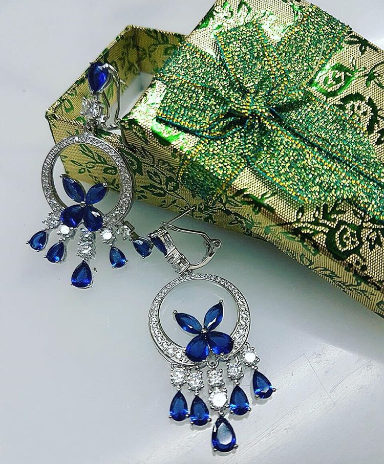 Fashion-925 Sterling Silver Crystal Chandelier Long Earrings Silver Color Rhinestone Big Hanging Dangle Earrings Wedding Engagement Jewelry