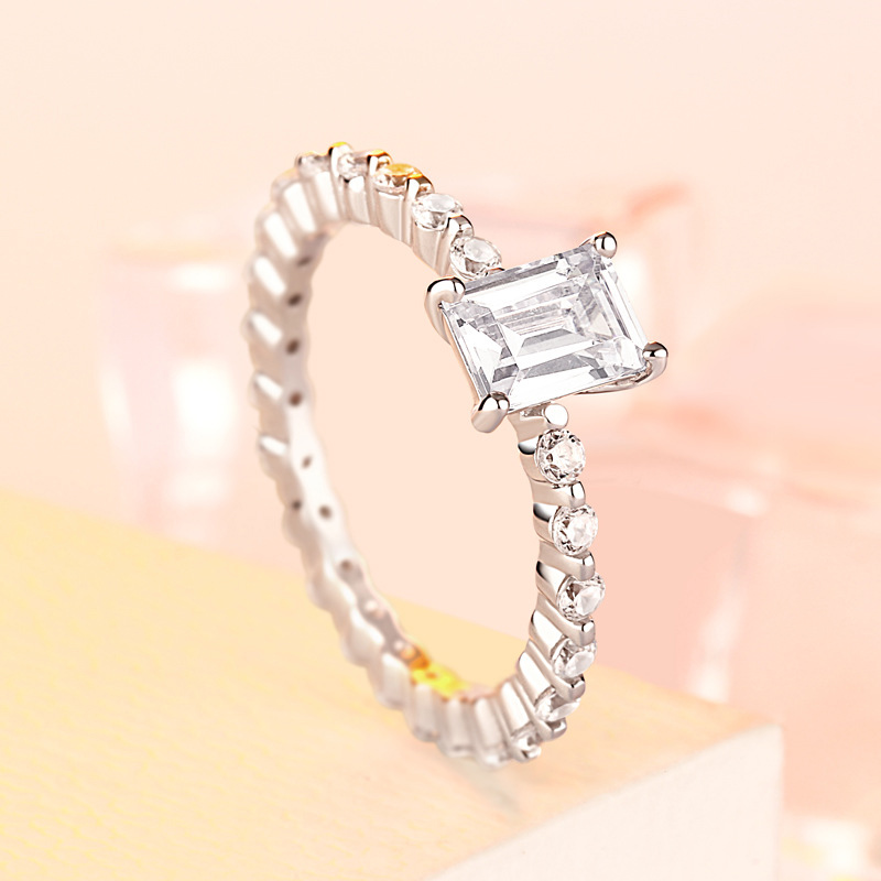 High Quality 925 Sterling Silver Wedding Ring for Women S925 Silver Full Sparkling CZ Engagement Finger rings size 5-10 Jewelry Gifts
High Quality 925 Sterling Silver Wedding Ring for Women S925 Silver Full Sparkling CZ Engagement Finger rings size 5-10 Jewelry Gifts