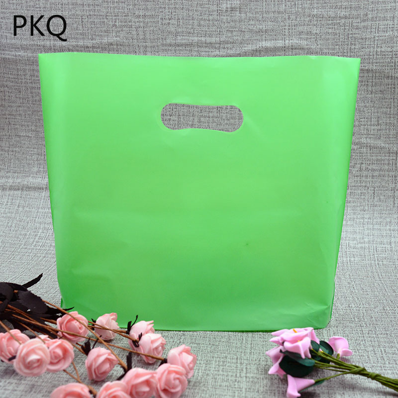 50PCS Macaron Color Plastic Handle Bag Small Jewelry Gift Bag Large shopping Bags Clothing packaging
50PCS Macaron Color Plastic Handle Bag Small Jewelry Gift Bag Large shopping Bags Clothing packaging