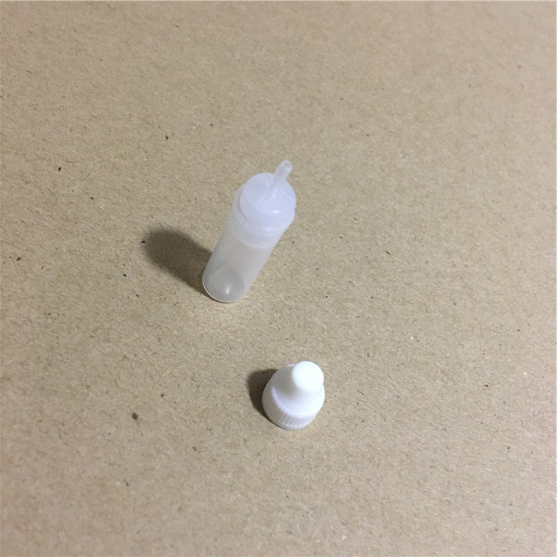 500pcs 1ml Empty E Liquid Plastic Dropper Bottles with White Bottle caps Long Thin Tips Free DHL shipping
500pcs 1ml Empty E Liquid Plastic Dropper Bottles with White Bottle caps Long Thin Tips Free DHL shipping