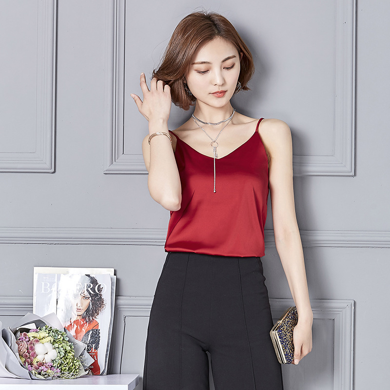 Februaryfrost Women Halter V Neck Spaghetti Strap Top Basic White Cami Sleeveless Satin Silk Tank Tops Summer Camisole Plus Size
Februaryfrost Women Halter V Neck Spaghetti Strap Top Basic White Cami Sleeveless Satin Silk Tank Tops Summer Camisole Plus Size