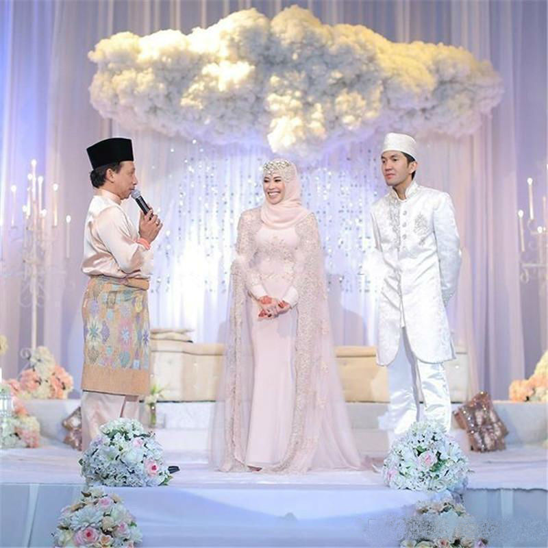 2019 Muslim Wedding Dresses High Collar Custom Made Chiffon Mermaid Wedding Dress with Lace Applique Beaded Wrap Plus Size Bridal Gowns