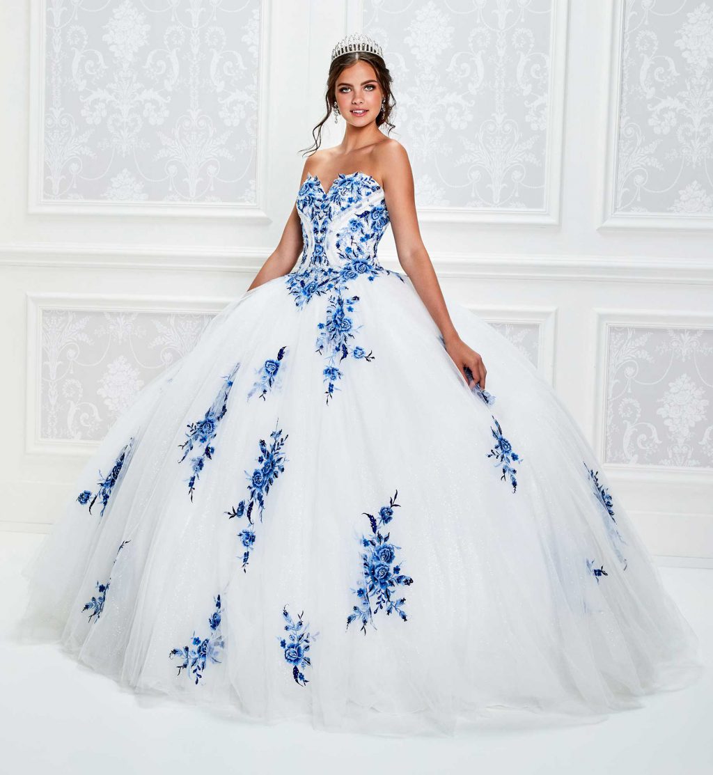 2020 Ball Gown Quinceanera Dresses Lace Appliqued Bodice Corset Sweetheart Prom Dress Custom Made Gorgeous Princess Gowns Lace-up, Chocolate
2020 Ball Gown Quinceanera Dresses Lace Appliqued Bodice Corset Sweetheart Prom Dress Custom Made Gorgeous Princess Gowns Lace-up, Chocolate
