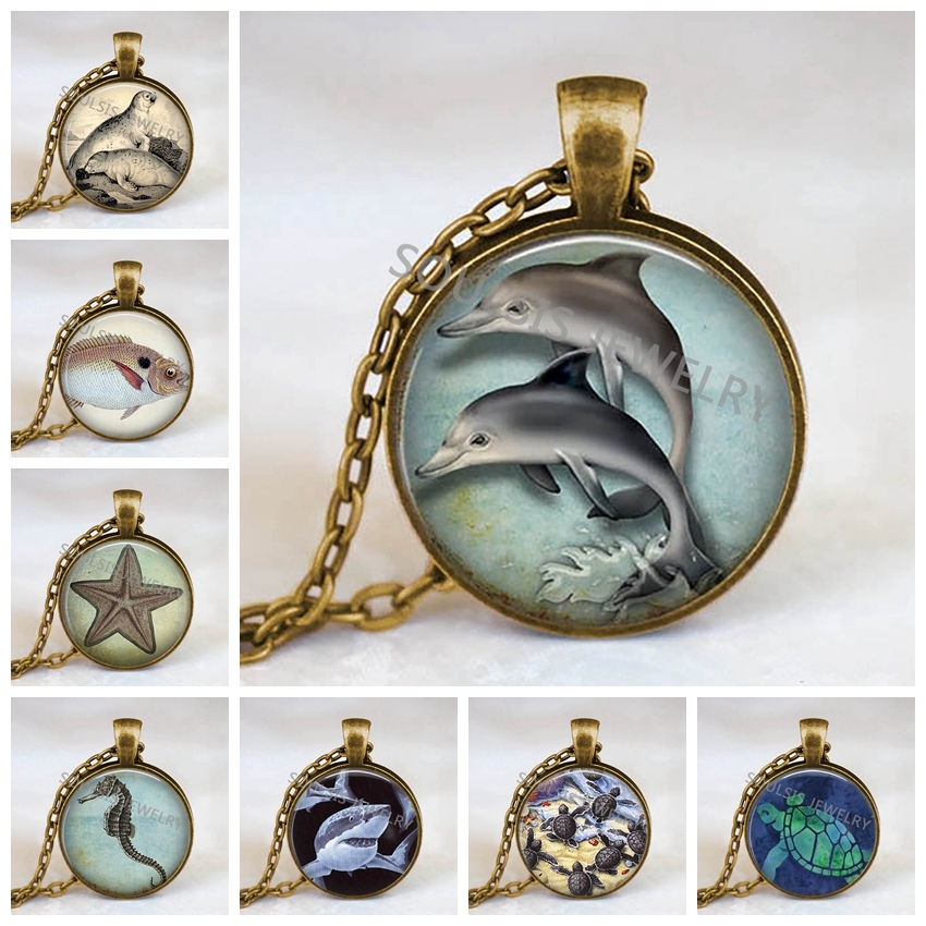 Necklace "turtle Dolphin" For Unisex, Jewelry With Bronze Coating, Glass Cabochon, Necklace-choker, A Gift For A Party
Necklace "turtle Dolphin" For Unisex, Jewelry With Bronze Coating, Glass Cabochon, Necklace-choker, A Gift For A Party