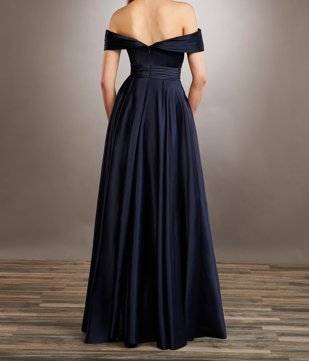 Satin Bridesmaid Dresses Long with Pockets Strapless Zipper Back Floor Length Wedding Party Dresses