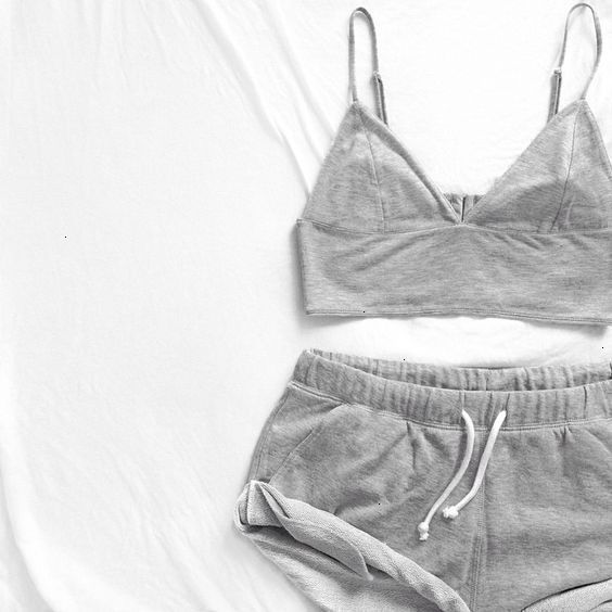 Women Sleepwears Femme Lingeries Quality Good Nightwear Cotton Set 2Pcs Womens Pajamas Short Sleeveless Woman Sleepwear, Gray
Women Sleepwears Femme Lingeries Quality Good Nightwear Cotton Set 2Pcs Womens Pajamas Short Sleeveless Woman Sleepwear, Gray