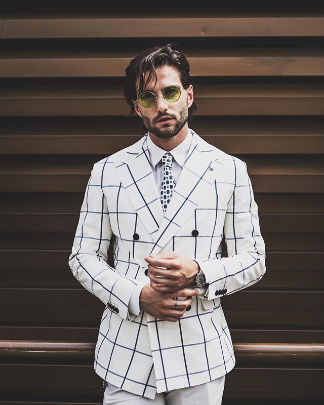White Black Plaid Wedding Tuxedos Peaked Lapel Slim Fit Double Breasted Groom Wear Formal Party Prom Men Suit Blazer One Piece