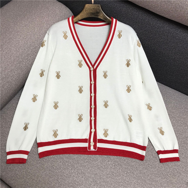 Luxury Designer Brand Knitted Cardigans for Women V Neck Bee Embroidery Bright Silk Thin Loose Knitted Sweater, Pink
Luxury Designer Brand Knitted Cardigans for Women V Neck Bee Embroidery Bright Silk Thin Loose Knitted Sweater, Pink